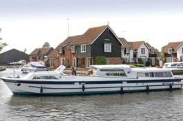 Boat exterior