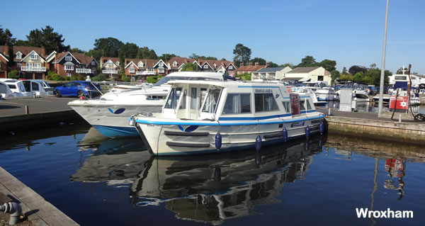 The moorings at Barnes Brinkcraft
