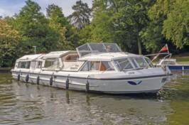Boat exterior